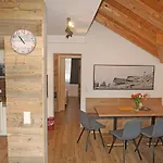 Ladis-3 By Interhome