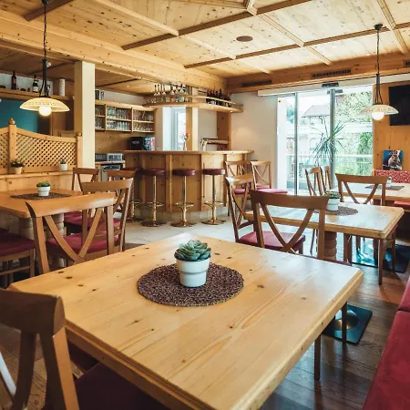 Ladis-3 By Interhome * Ladis