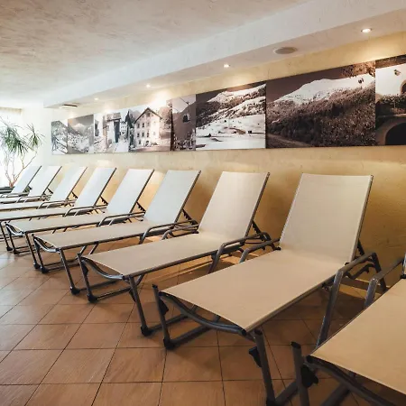 Apartment Ladis-3 By Interhome