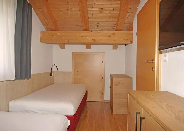 Ladis-3 By Interhome *